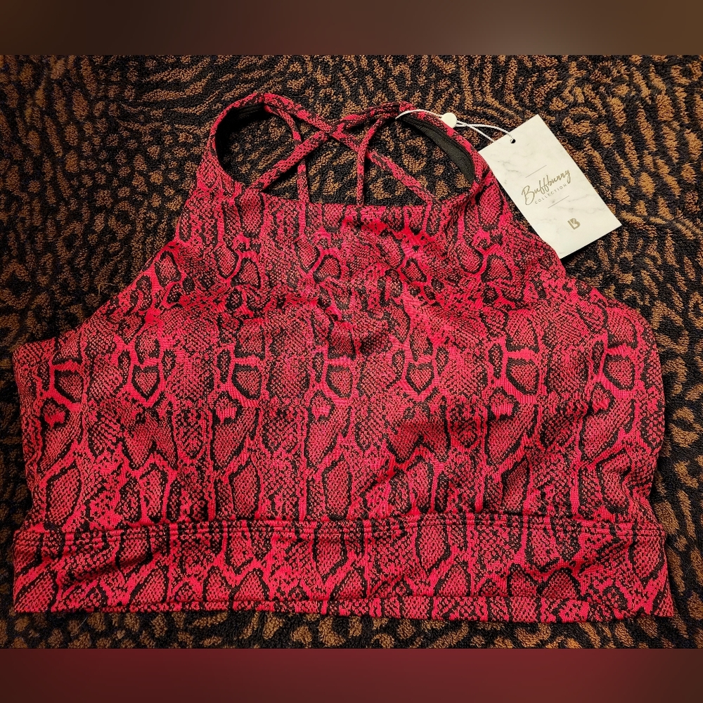 Buffbunny Sports Bra. NWT